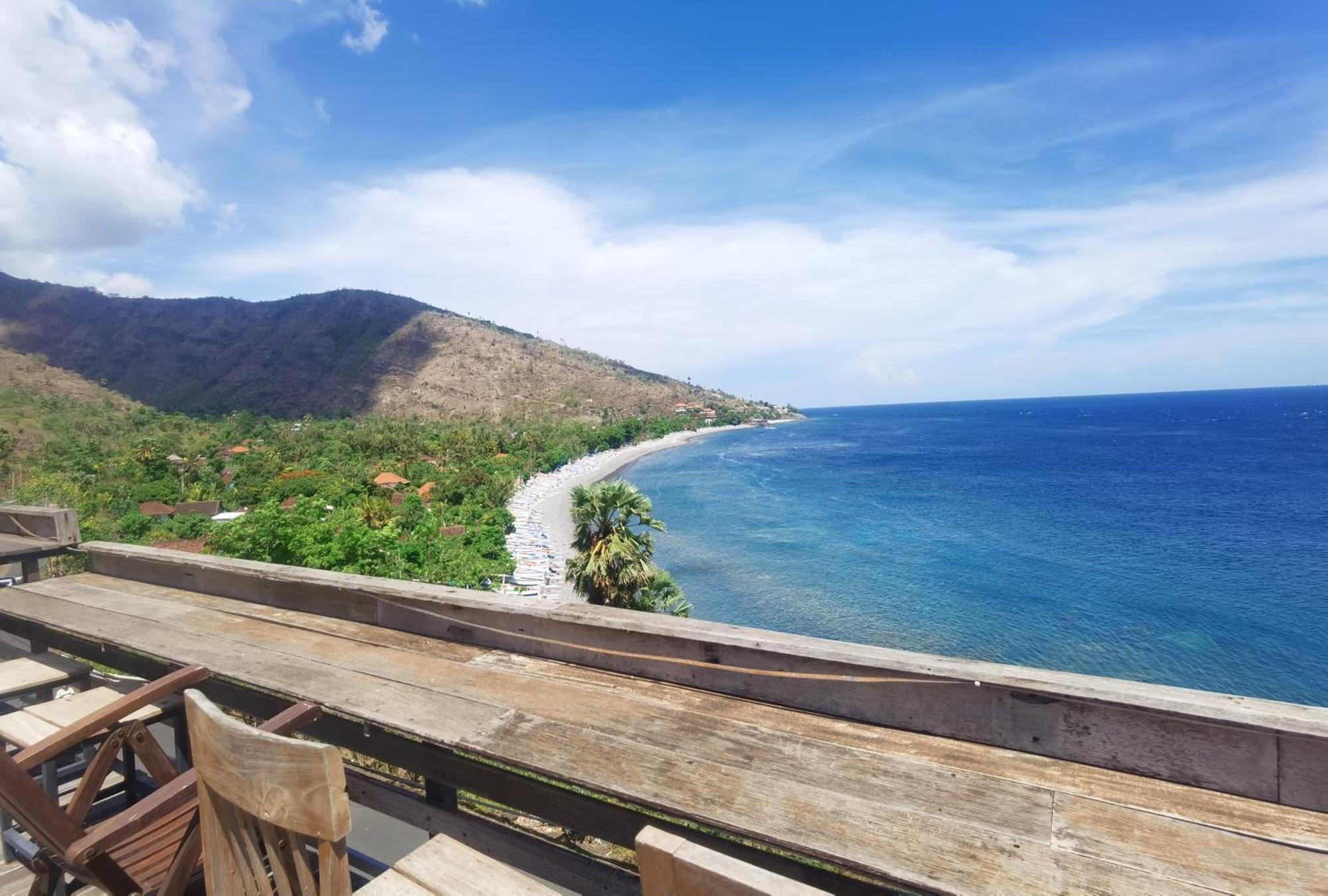 Wawa Wewe Rock Otel Amed Dış mekan fotoğraf