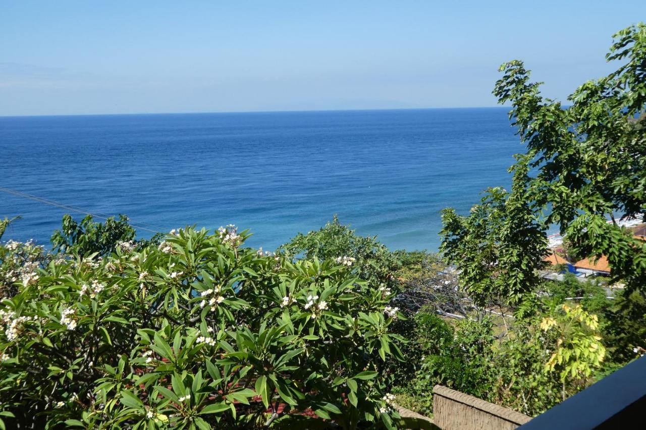 Wawa Wewe Rock Otel Amed Dış mekan fotoğraf